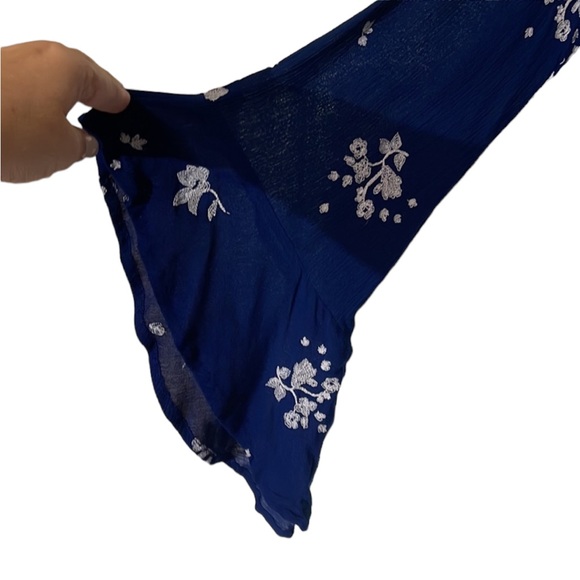 Free People dress   Size 0. Navy and white.  Absolutely beautiful - Picture 2 of 12